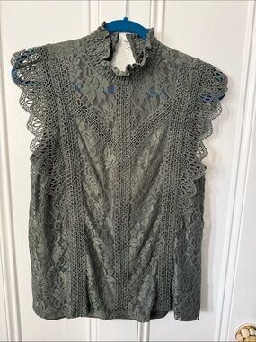 Cable & Gauge Olive Lace Ruffle Mock Neck Sleeveless Top